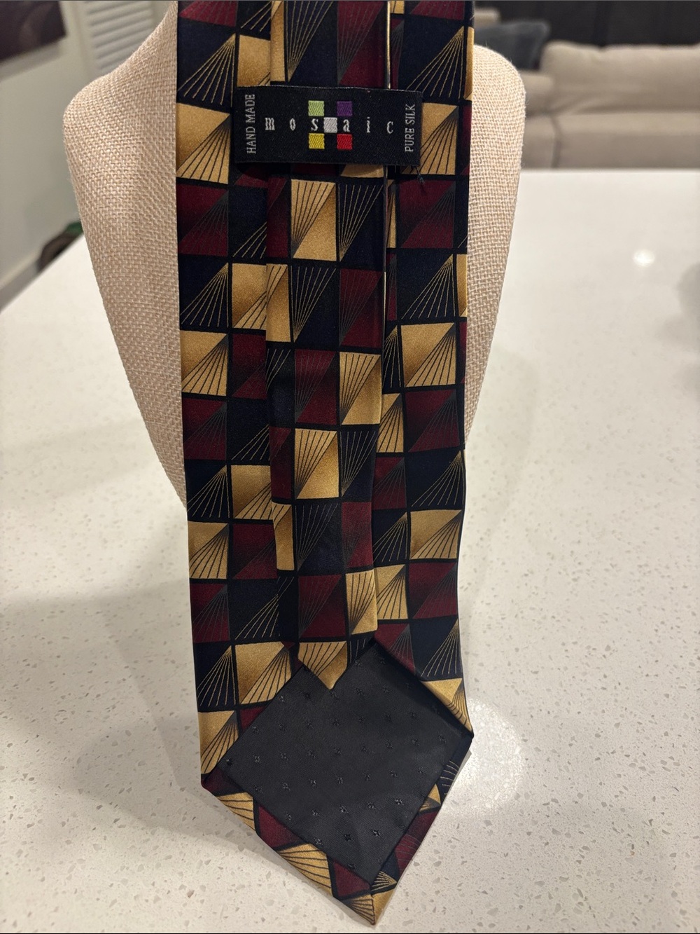 Men’s Geometric Silk Tie in Gold & Burgundy